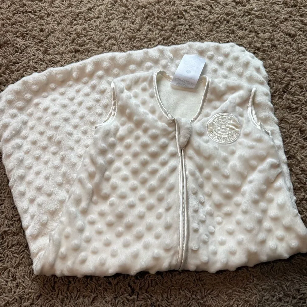 Halo SleepSack 0-6M . Baby blanket. Swaddle.